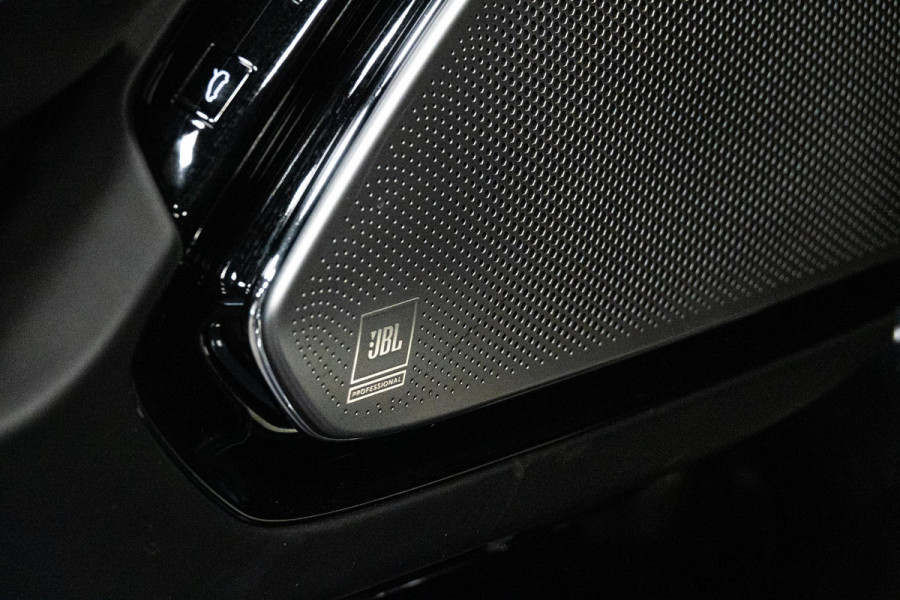 Ferrari Roma 3.9 V8 HELE *2 Jaar Ferrari-Power Garantie / Keramisch / Passenger-Display / Full ADAS / Surround-View / JBL*