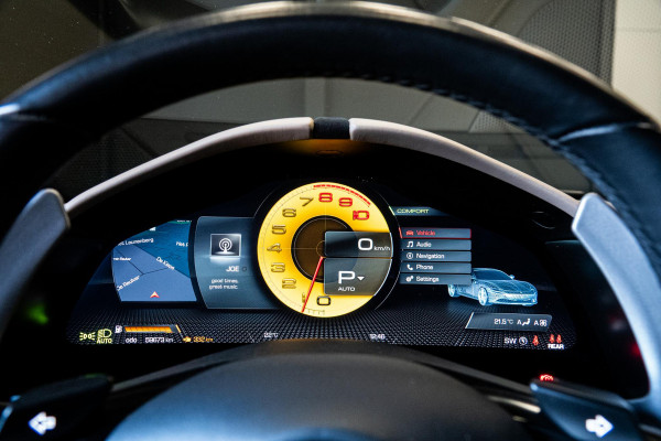 Ferrari Roma 3.9 V8 HELE *2 Jaar Ferrari-Power Garantie / Keramisch / Passenger-Display / Full ADAS / Surround-View / JBL*