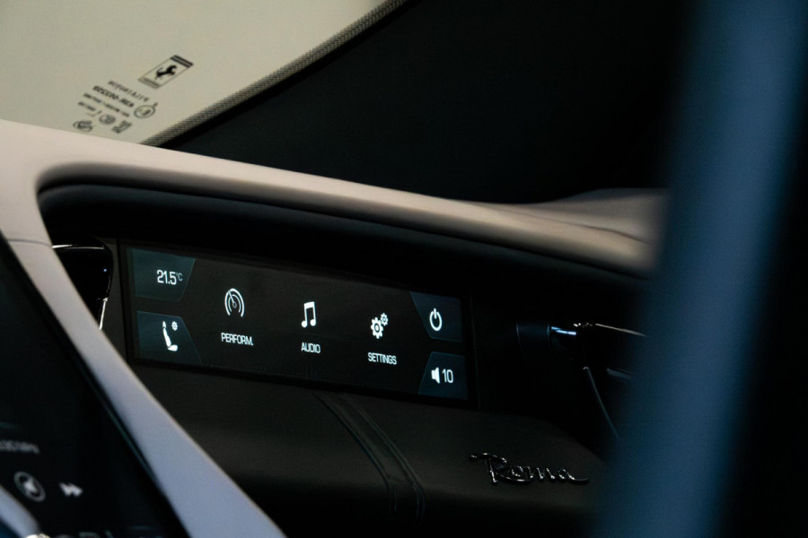 Ferrari Roma 3.9 V8 HELE *2 Jaar Ferrari-Power Garantie / Keramisch / Passenger-Display / Full ADAS / Surround-View / JBL*