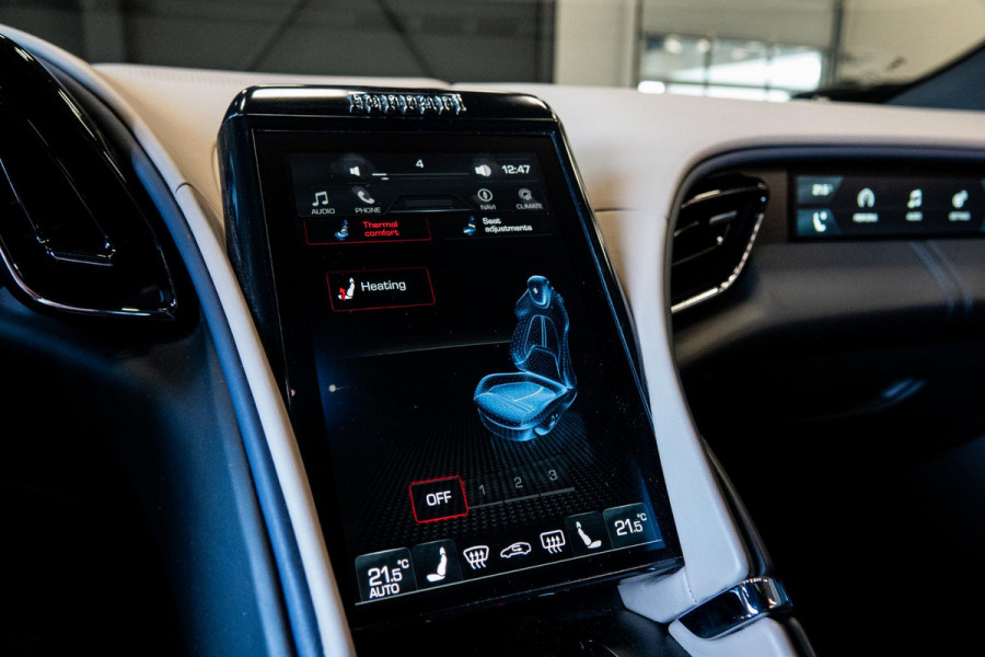 Ferrari Roma 3.9 V8 HELE *2 Jaar Ferrari-Power Garantie / Keramisch / Passenger-Display / Full ADAS / Surround-View / JBL*