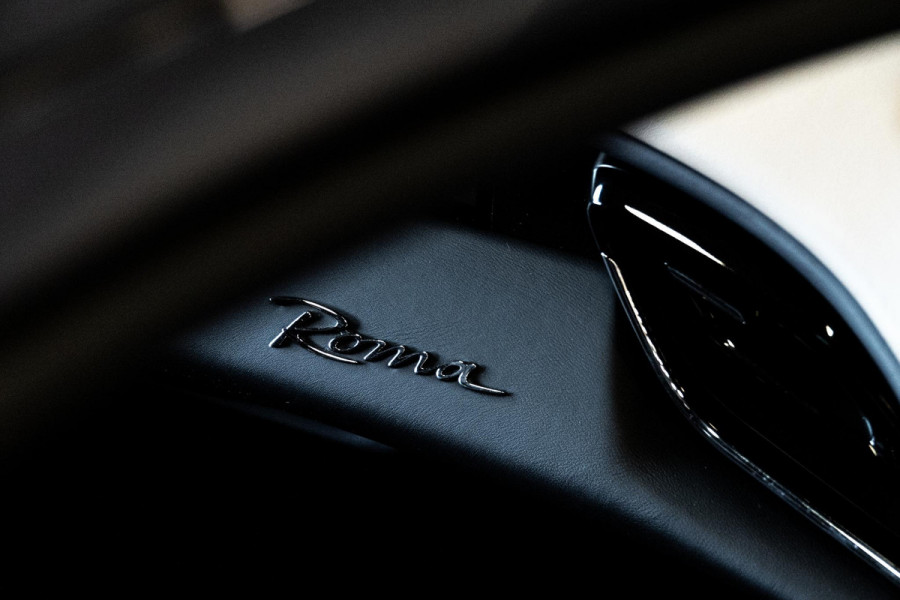 Ferrari Roma 3.9 V8 HELE *2 Jaar Ferrari-Power Garantie / Keramisch / Passenger-Display / Full ADAS / Surround-View / JBL*