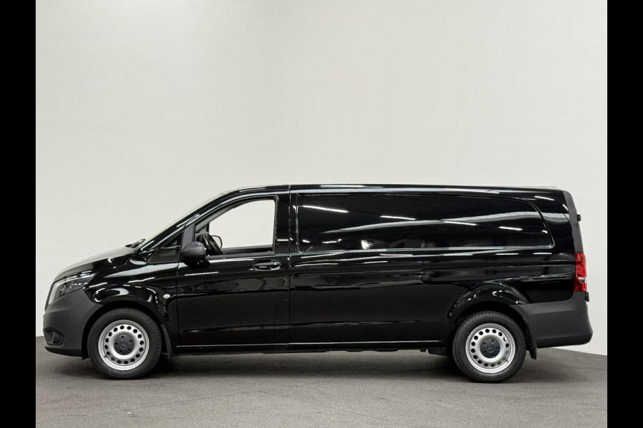 Mercedes-Benz Vito 114 CDI Extra Lang Airco Cruise Control Navigatie Trekhaak Stoelverwarming 3-zits
