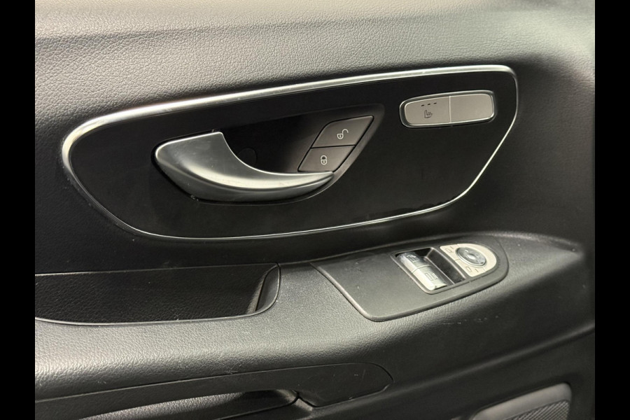 Mercedes-Benz Vito 114 CDI Extra Lang Airco Cruise Control Navigatie Trekhaak Stoelverwarming 3-zits