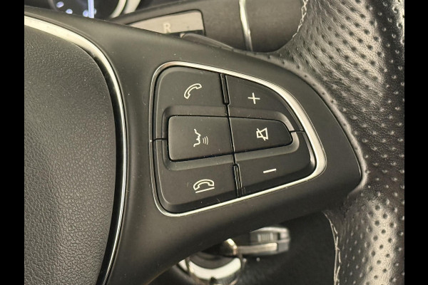 Mercedes-Benz Vito 114 CDI Extra Lang Airco Cruise Control Navigatie Trekhaak Stoelverwarming 3-zits