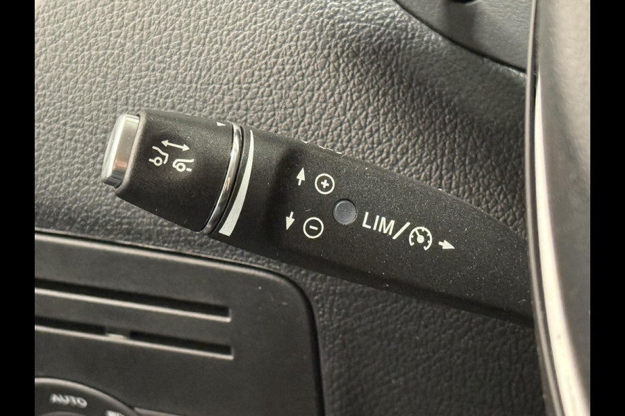 Mercedes-Benz Vito 114 CDI Extra Lang Airco Cruise Control Navigatie Trekhaak Stoelverwarming 3-zits