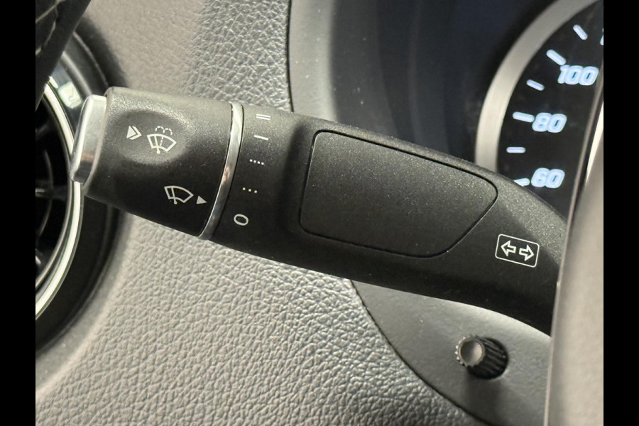 Mercedes-Benz Vito 114 CDI Extra Lang Airco Cruise Control Navigatie Trekhaak Stoelverwarming 3-zits