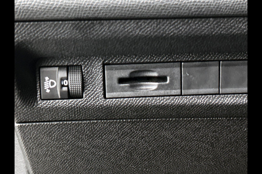 Peugeot 308 1.2 130pk Allure Pack Business 360° CAMERA | CARPLAY & NAVI | AD-CRUISE | STOF-LEER