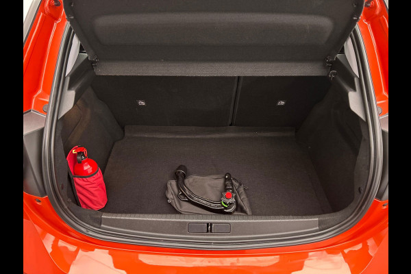 Opel Corsa 1.2 Elegance | Apple/Carplay | Trekhaak | Camera | Lichtmetaal