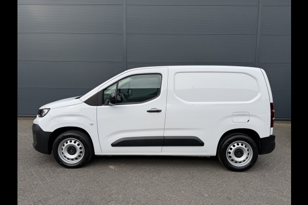 Citroën Berlingo 130pk Club (Camera - Navigatie - Laadruimte betimmering - 3-zits - Parkeersensoren V+A - Airco - Cruise Controle - Apple Carplay