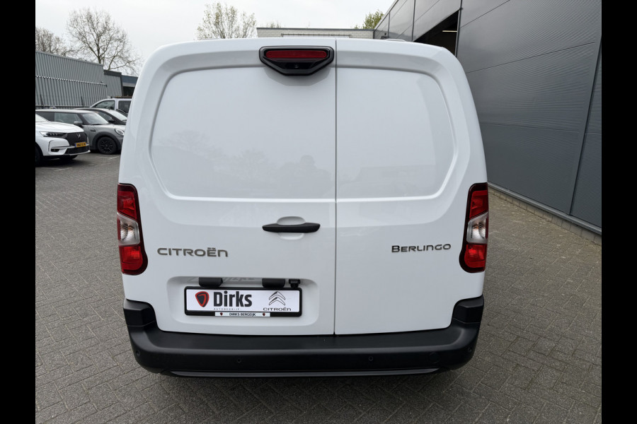 Citroën Berlingo 130pk Club (Camera - Navigatie - Laadruimte betimmering - 3-zits - Parkeersensoren V+A - Airco - Cruise Controle - Apple Carplay