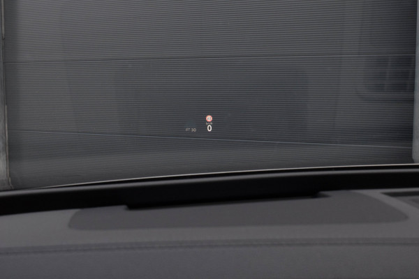 Volkswagen Passat Variant 1.5 eHybrid R-Line / Signature/ Harman Kardon/ Panoramadak / Trekhaak/ 200kW (272PK)