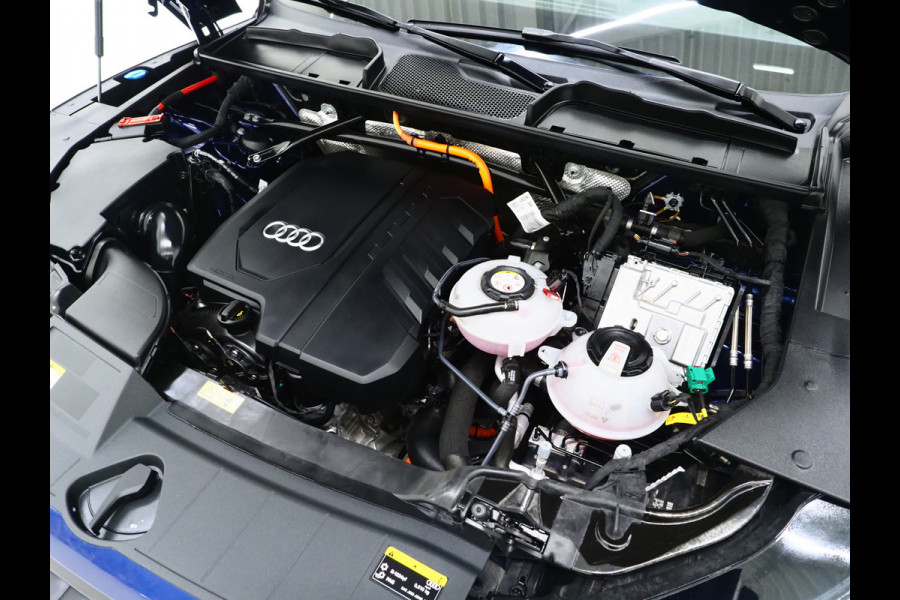 Audi Q5 Sportback 50 TFSI e Full Black | Panoramadak | Trekhaak | Leder | Camera | Memory | Keyless | Adaptive Cruise | Carplay