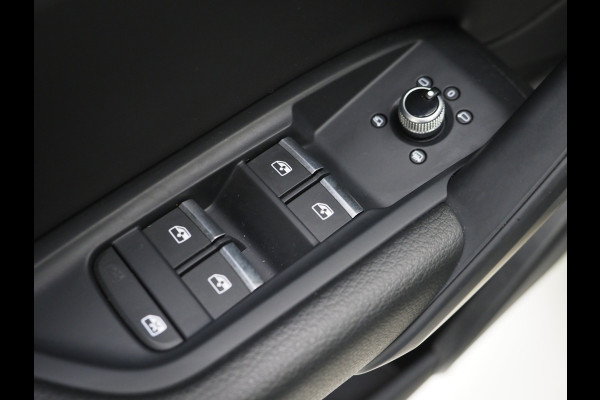 Audi Q5 Sportback 50 TFSI e Full Black | Panoramadak | Trekhaak | Leder | Camera | Memory | Keyless | Adaptive Cruise | Carplay