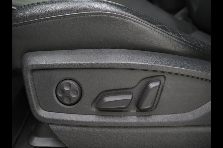 Audi Q5 Sportback 50 TFSI e Full Black | Panoramadak | Trekhaak | Leder | Camera | Memory | Keyless | Adaptive Cruise | Carplay