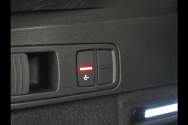 Audi Q5 Sportback 50 TFSI e Full Black | Panoramadak | Trekhaak | Leder | Camera | Memory | Keyless | Adaptive Cruise | Carplay