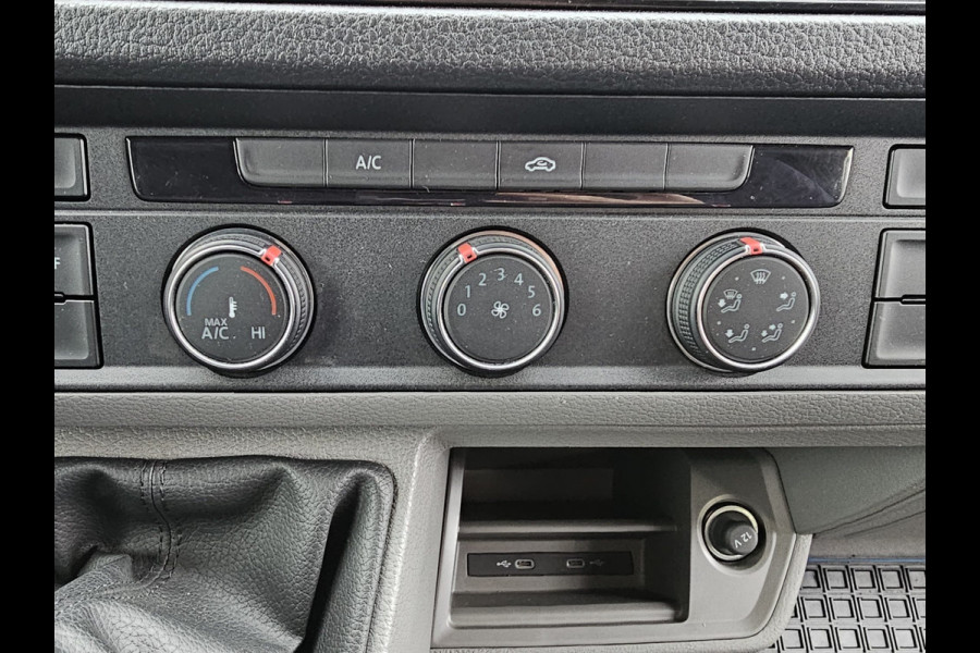 Volkswagen Crafter 35 2.0 TDI L3H3 Comfortline | Trekhaak | Camera | App-connect | Criuse | Bijrijdersbank |