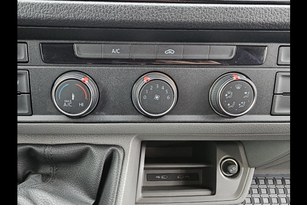 Volkswagen Crafter 35 2.0 TDI L3H3 Comfortline | Trekhaak | Camera | App-connect | Criuse | Bijrijdersbank |