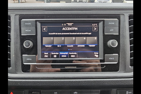 Volkswagen Crafter 35 2.0 TDI L3H3 Comfortline | Trekhaak | Camera | App-connect | Criuse | Bijrijdersbank |