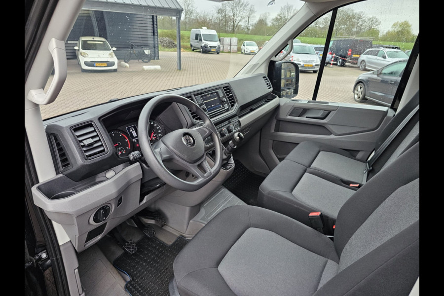 Volkswagen Crafter 35 2.0 TDI L3H3 Comfortline | Trekhaak | Camera | App-connect | Criuse | Bijrijdersbank |