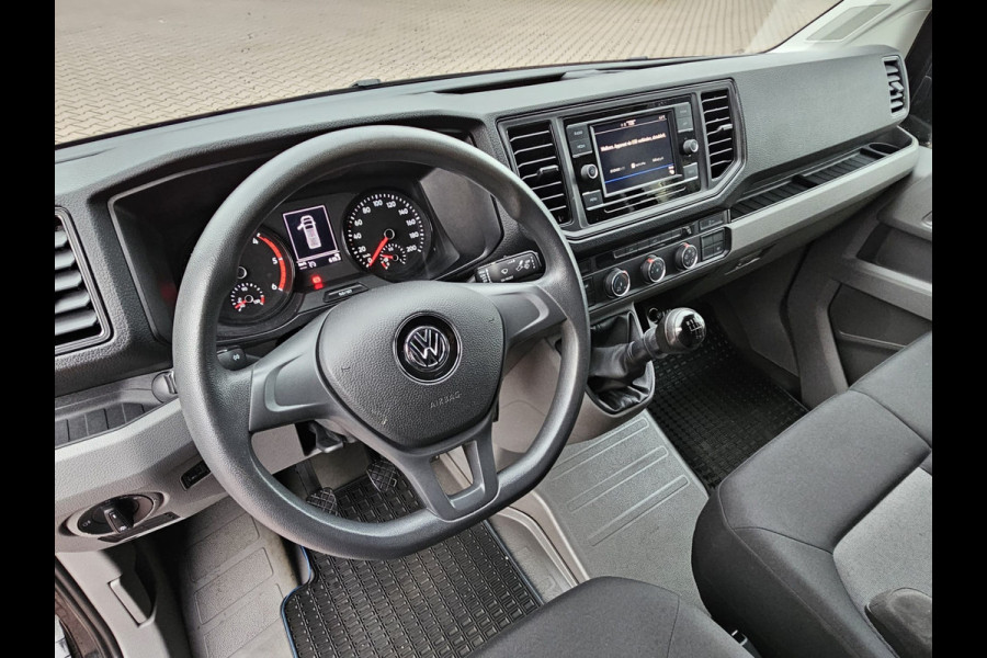 Volkswagen Crafter 35 2.0 TDI L3H3 Comfortline | Trekhaak | Camera | App-connect | Criuse | Bijrijdersbank |