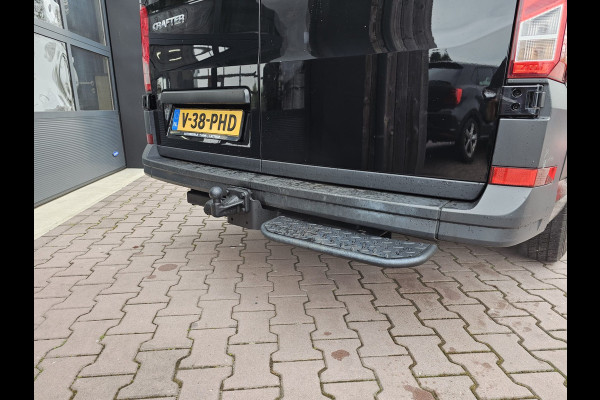 Volkswagen Crafter 35 2.0 TDI L3H3 Comfortline | Trekhaak | Camera | App-connect | Criuse | Bijrijdersbank |