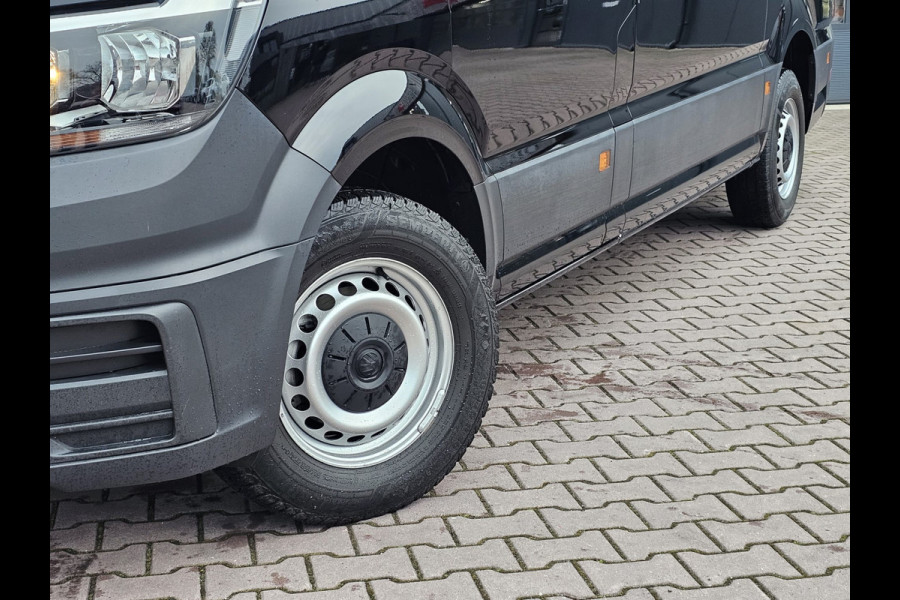 Volkswagen Crafter 35 2.0 TDI L3H3 Comfortline | Trekhaak | Camera | App-connect | Criuse | Bijrijdersbank |