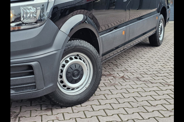 Volkswagen Crafter 35 2.0 TDI L3H3 Comfortline | Trekhaak | Camera | App-connect | Criuse | Bijrijdersbank |