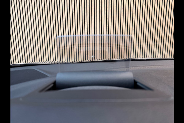 Mitsubishi Eclipse Cross 1.5 DI-T First Edition - HUD - Lane