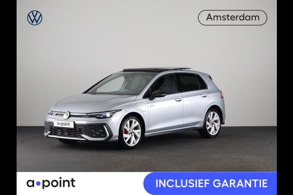 Volkswagen Golf 1.5 eHybrid GTE 272 pk Automaat (DSG) | Verlengde garantie | Navigatie | Panoramadak | Trekhaak (wegklapbaar) | Parkeersensoren (Park assist) | Achteruitrijcamera | Stoelverwarming |
