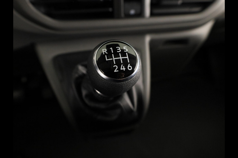 Volkswagen Transporter 2.0 TDI L1H1 28 Style