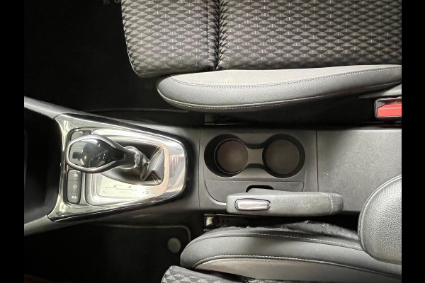 Opel Crossland X 1.2 Turbo Innovation Achteruitrijcamera, stoelverwarming, stuurverwarming en voorruitverwarming
