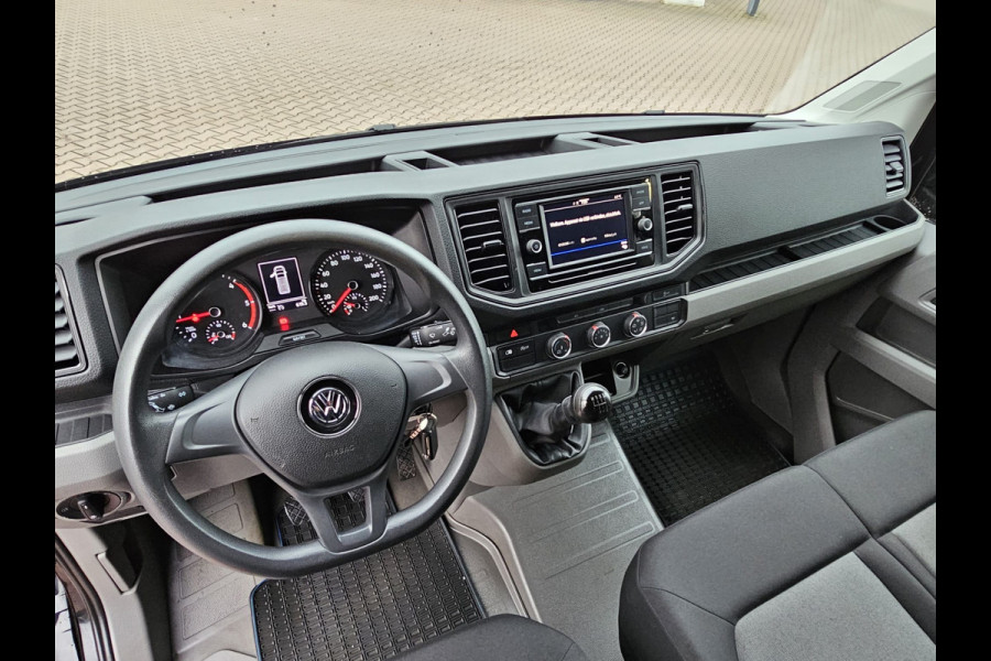 Volkswagen Crafter 35 2.0 TDI L3H3 Comfortline | Trekhaak | Camera | App-connect | Criuse | Bijrijdersbank |