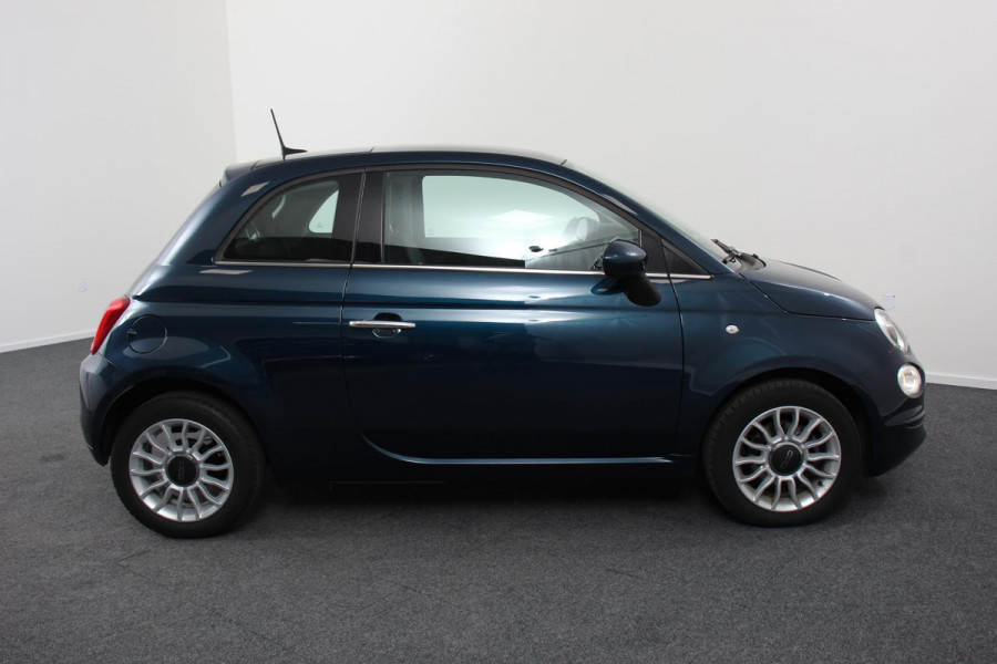 Fiat 500 1.2 Lounge Navigatie Climate Control Lederen Bekleding Panoramadak Cruise Control Bluetooth Parkeersensoren Lichtmetalen velgen