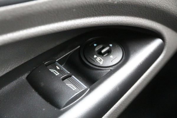 Ford Transit Connect 1.5 EcoBlue 120 | L2 | Trekhaak | Imperiaal | Camera | Cruise..