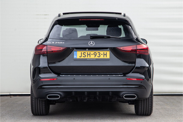 Mercedes-Benz GLA 250 e AMG Premium, Pano, Distronic, Nightpakket 2025