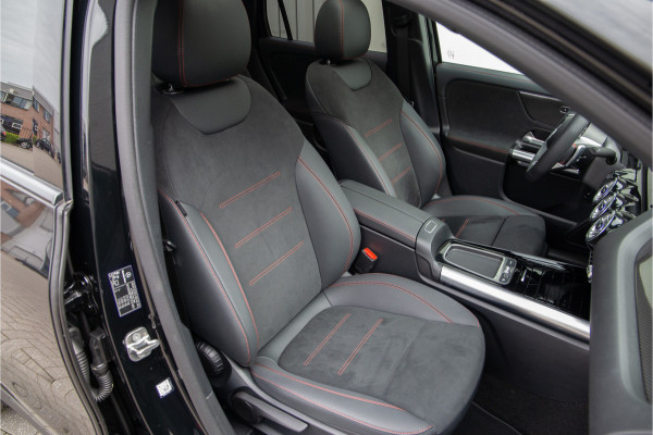 Mercedes-Benz GLA 250 e AMG Premium, Pano, Distronic, Nightpakket 2025