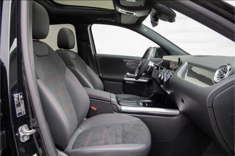 Mercedes-Benz GLA 250 e AMG Premium, Pano, Distronic, Nightpakket 2025