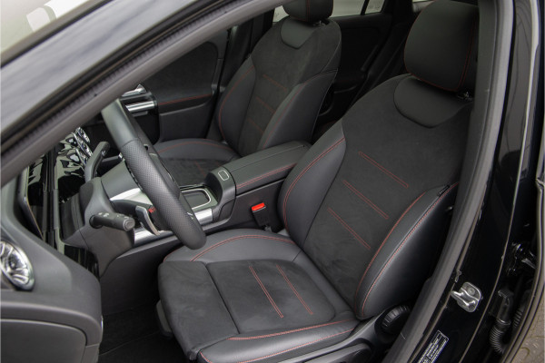 Mercedes-Benz GLA 250 e AMG Premium, Pano, Distronic, Nightpakket 2025