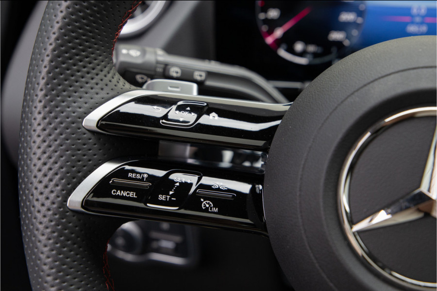 Mercedes-Benz GLA 250 e AMG Premium, Pano, Distronic, Nightpakket 2025