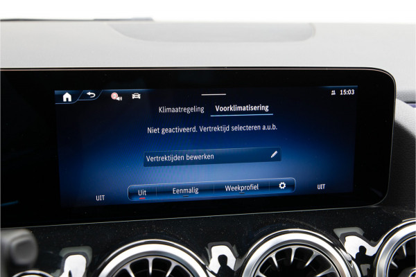 Mercedes-Benz GLA 250 e AMG Premium, Pano, Distronic, Nightpakket 2025