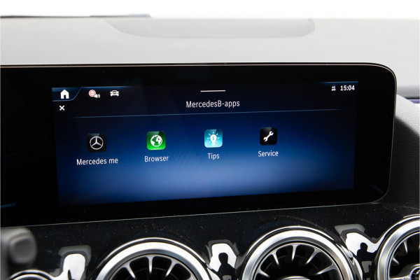 Mercedes-Benz GLA 250 e AMG Premium, Pano, Distronic, Nightpakket 2025