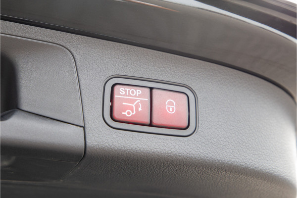 Mercedes-Benz GLA 250 e AMG Premium, Pano, Distronic, Nightpakket 2025