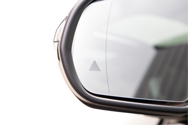 Mercedes-Benz GLA 250 e AMG Premium, Pano, Distronic, Nightpakket 2025