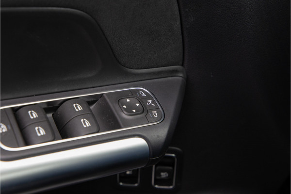 Mercedes-Benz GLA 250 e AMG Premium, Pano, Distronic, Nightpakket 2025