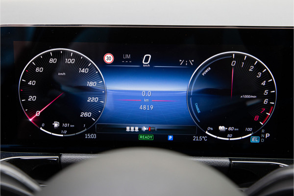 Mercedes-Benz GLA 250 e AMG Premium, Pano, Distronic, Nightpakket 2025