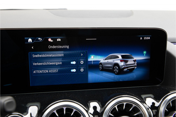 Mercedes-Benz GLA 250 e AMG Premium, Pano, Distronic, Nightpakket 2025