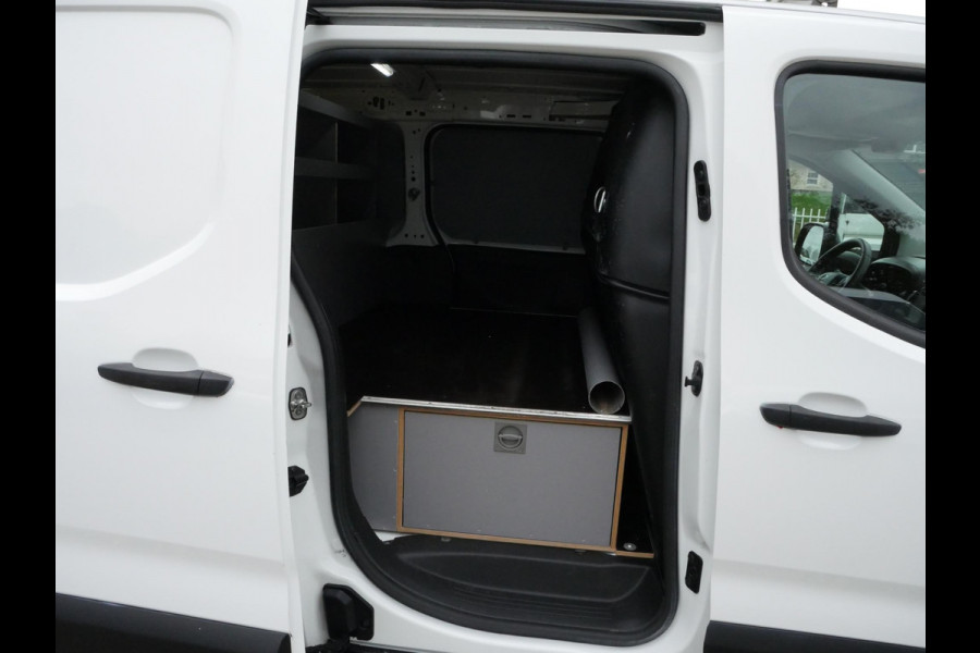 Opel Combo 1.5D 100PK, L2, Airco, 2 x Schuifdeur, Inrichting
