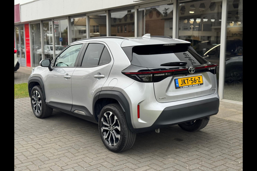 Toyota Yaris Cross 1.5 Hybrid First Edition Plus | Stoel + Stuurverwarming, Groot scherm, Keyless, 17 inch, Apple CarPlay/Android Auto