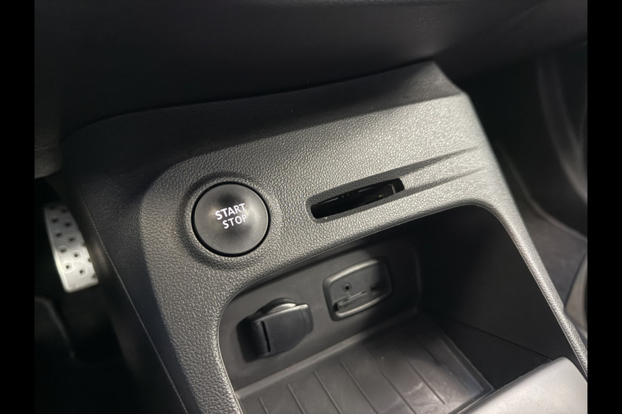 Renault Captur 1.3 TCe Intens Trekhaak Camera Stoelverwarming PDC