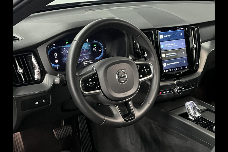 Volvo XC60 2.0 T6 Plug-in hybrid AWD Plus Dark Long range | Adapt. cruise | Open dak | Stuur-/stoelverwarming | Achteruitrij camera
